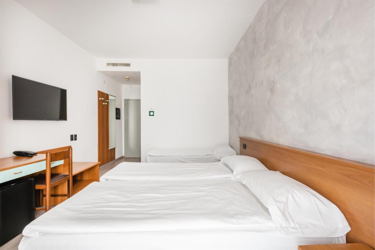 Hotel De Nac Torbole Sul Garda Екстериор снимка