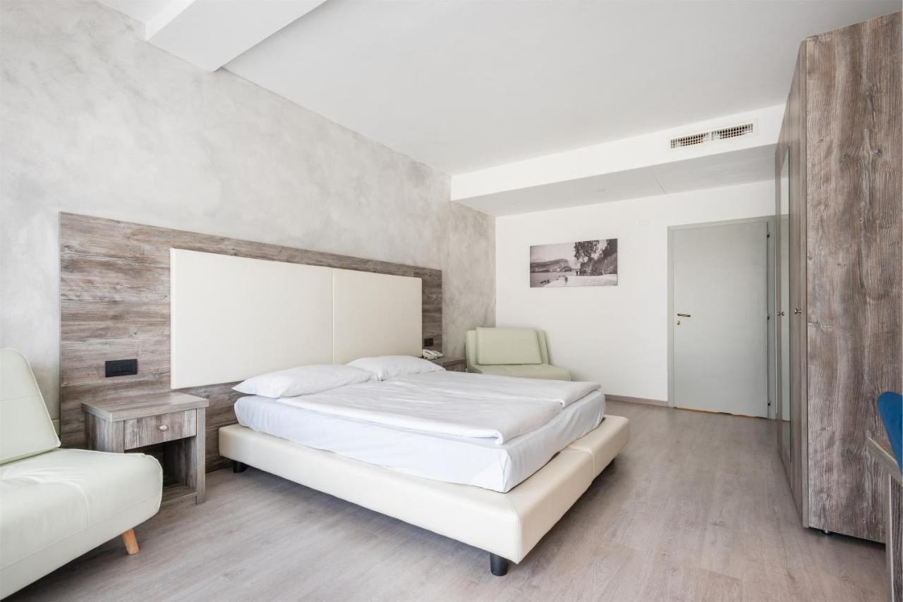 Hotel De Nac Torbole Sul Garda Екстериор снимка