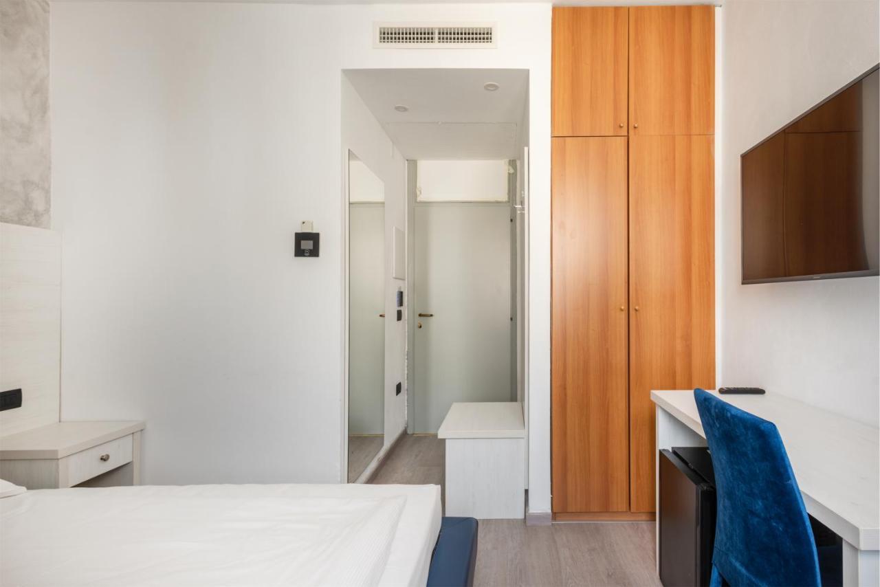 Hotel De Nac Torbole Sul Garda Екстериор снимка