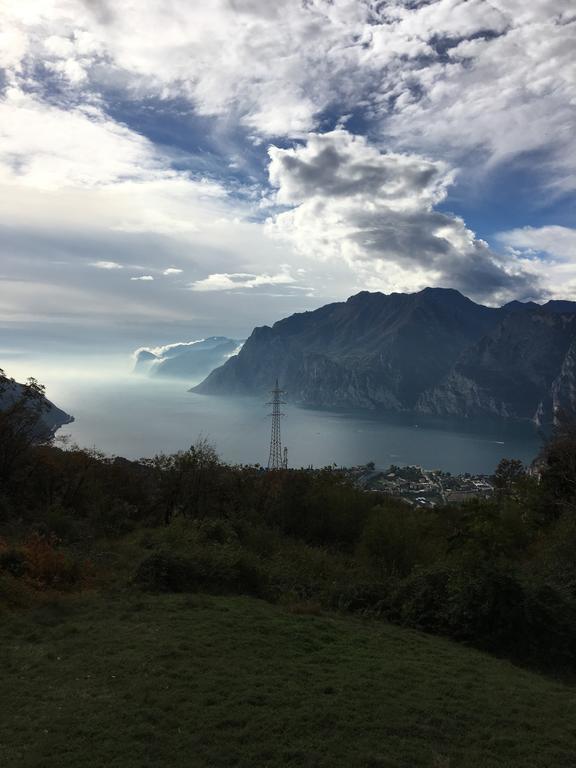 Hotel De Nac Torbole Sul Garda Екстериор снимка