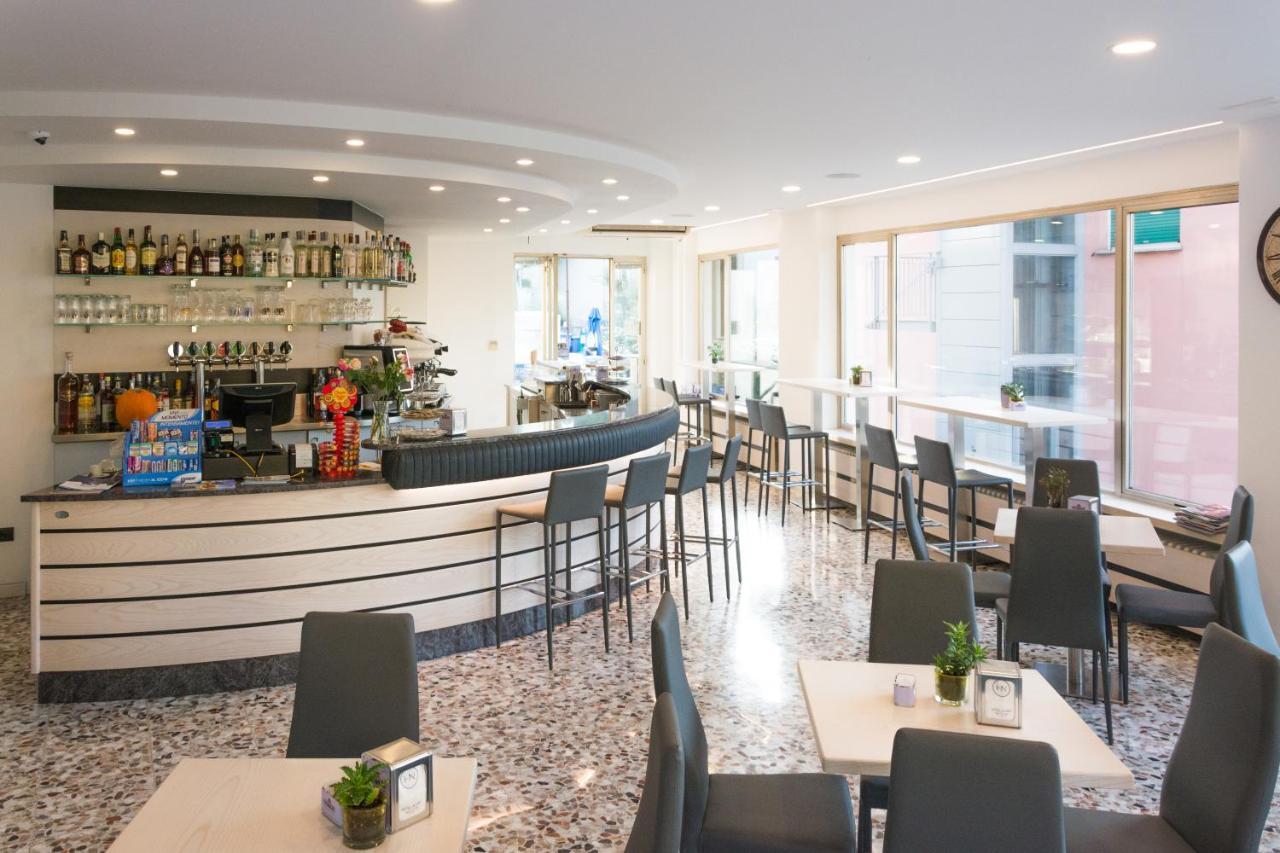 Hotel De Nac Torbole Sul Garda Екстериор снимка